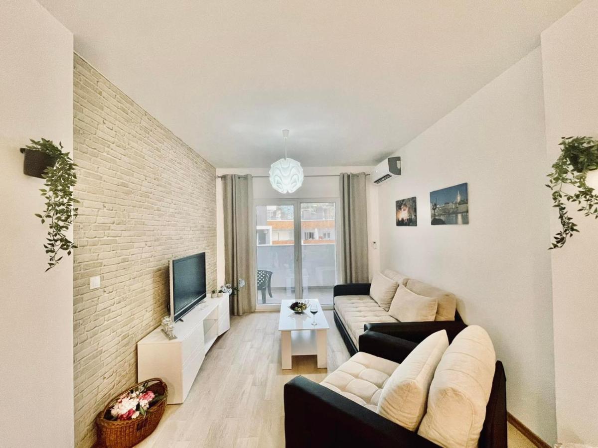 Olive Square Apartment Budua Esterno foto