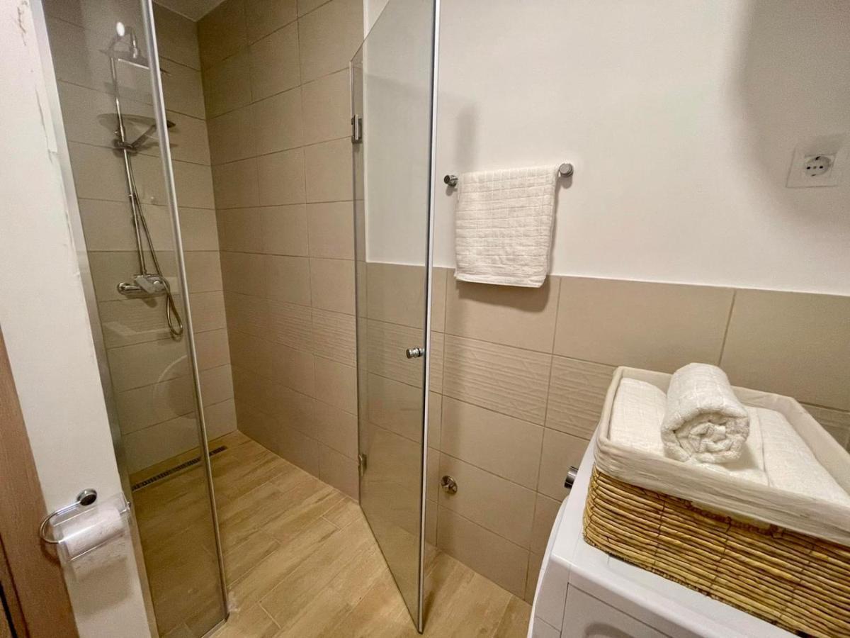 Olive Square Apartment Budua Esterno foto